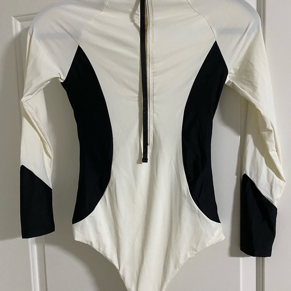 Aviator nation surf suit - Picture 2 of 3